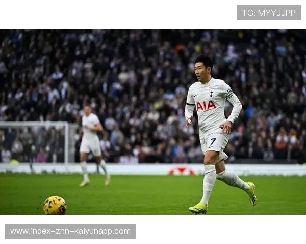 孙兴慜中路远射破门，热刺攻势延续不断