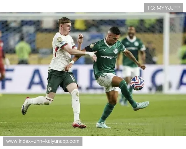 切尔西反击速度惊人，帕尔默劲射稍高