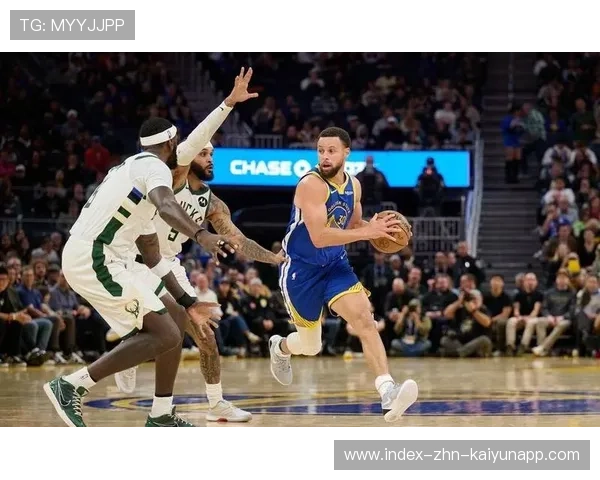 库里上篮+三分齐发,勇士大胜国王 库里上篮+三分齐发,勇士大胜国王